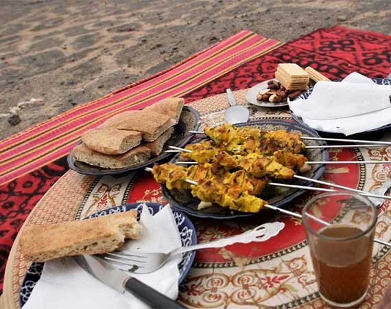 pique nique oasis sacree mhamid