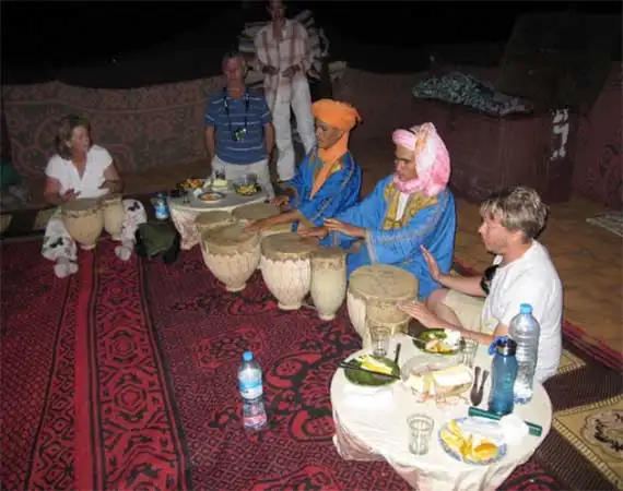 soiree animee bivouac desert maroc