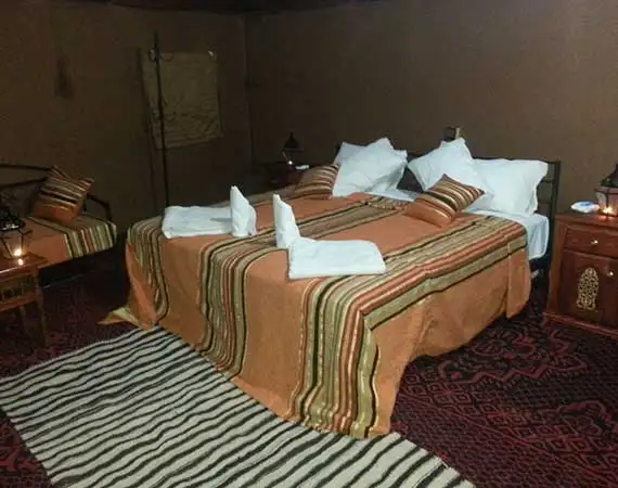 tente bivouac desert marzouga Maroc